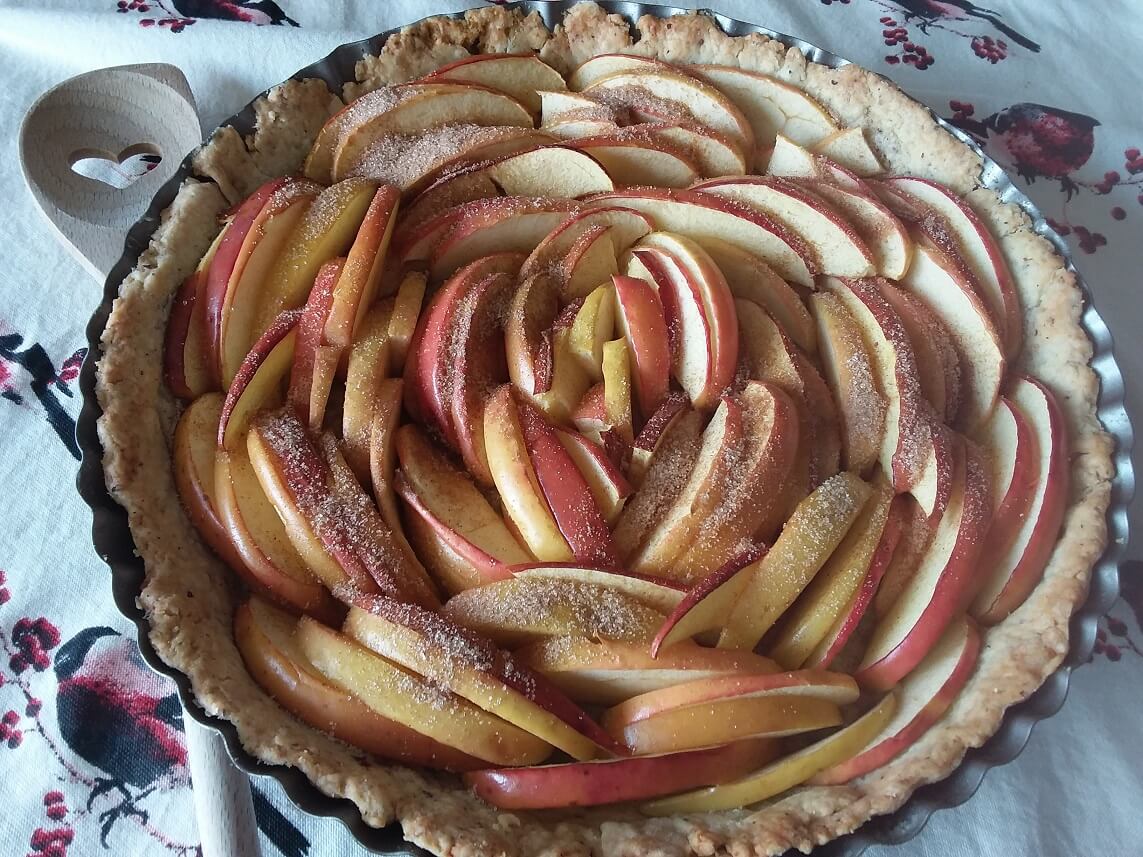 Herbstliche und einfache Apfeltarte mit Zimt & Zucker