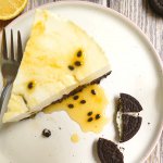 Oreo-Cheesecake mit Maracuja (No Bake Cake)