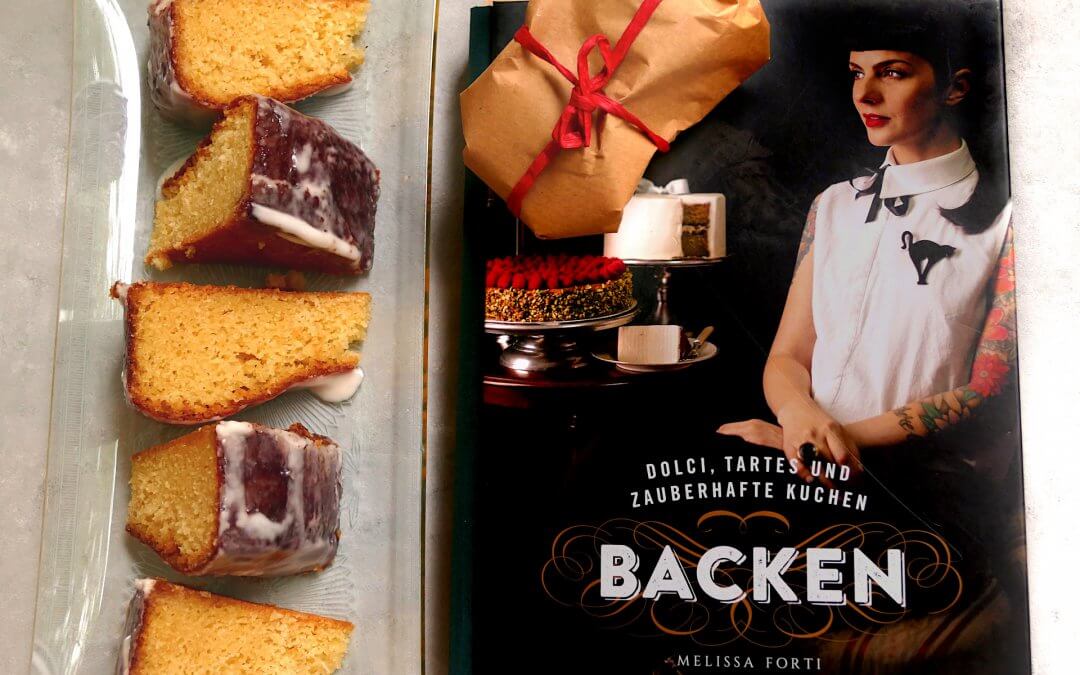 Kuchen aus Nantes und Buchcvover "Backen" von Melissa Forti