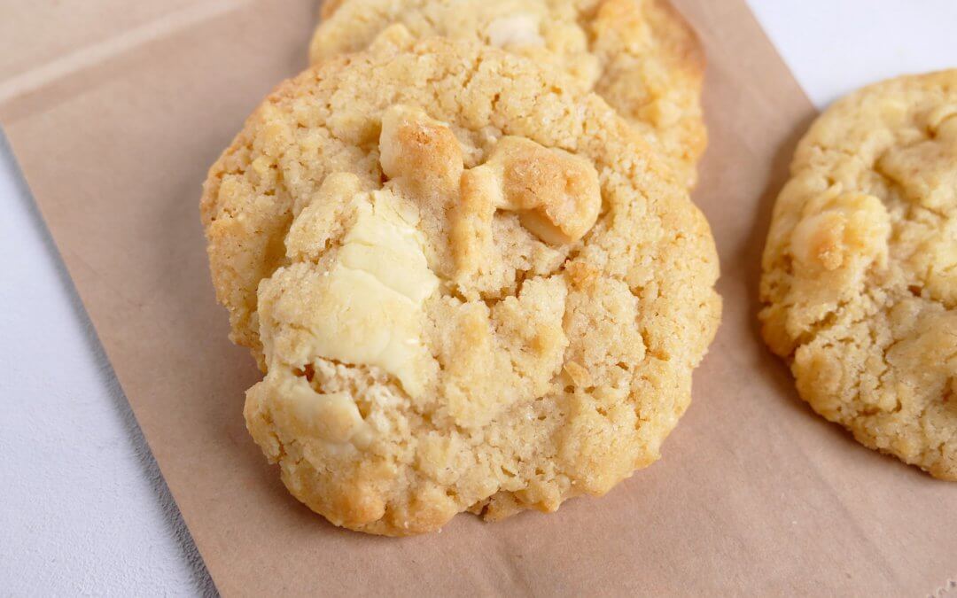 Macadamia Cookies mit weißer Schokolade - Kuchenbekenntnisse